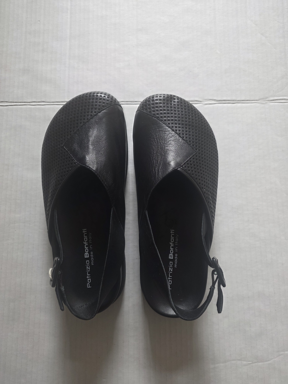 Patrizia Bonfanti Remi Black Clog Sandal Size 38/8.